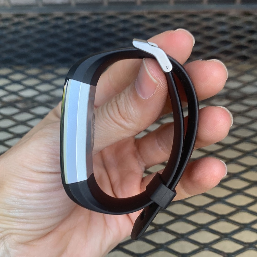 Fitbit - Picture 7 of 15